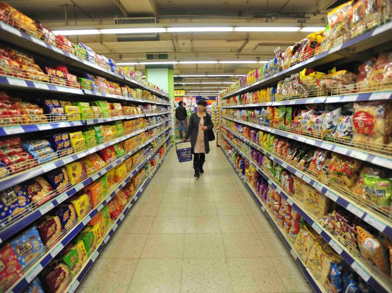 grocery store shelves could soon watch while you shop1