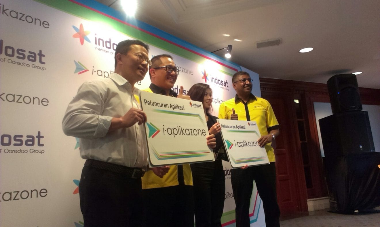 Indonesian telecom minister slams operator inefficiency