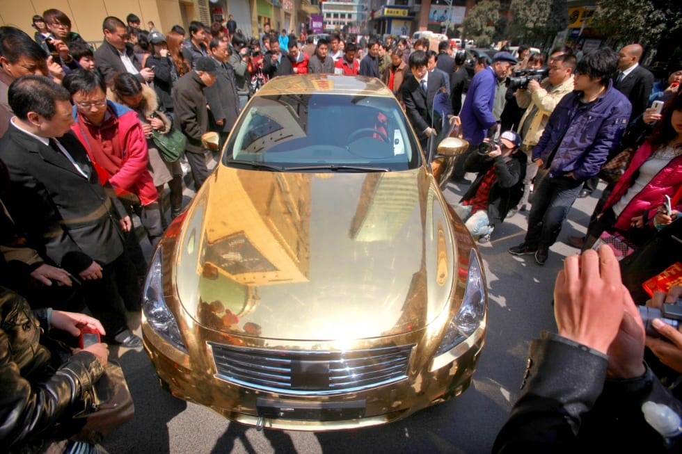 Spending on luxury falls on mainland China