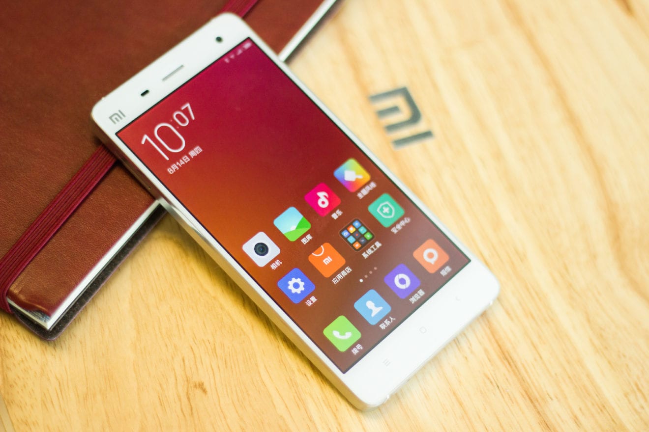 Xiaomi tops smartphone sales in China