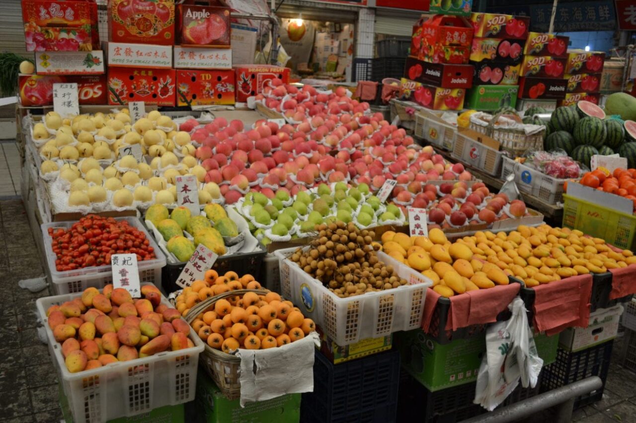 China Fruits boosts retail network
