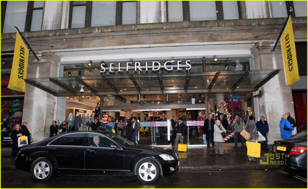 gwen stefani selfridges 06