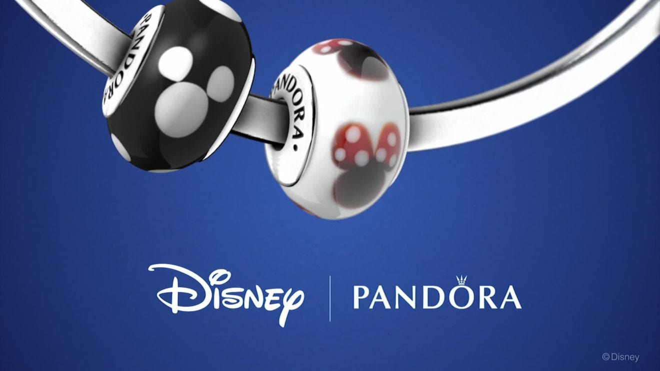 Pandora opens in Disney parks