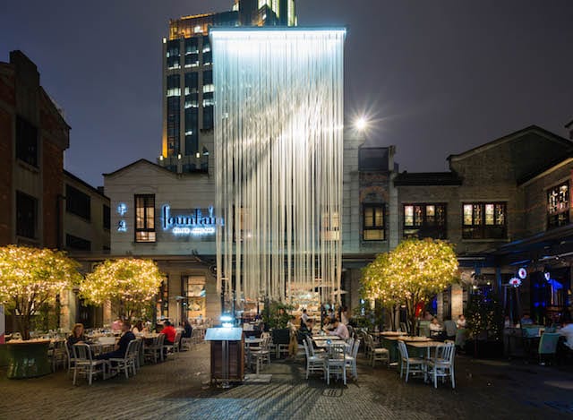 UK designs brighten Shanghai store windows