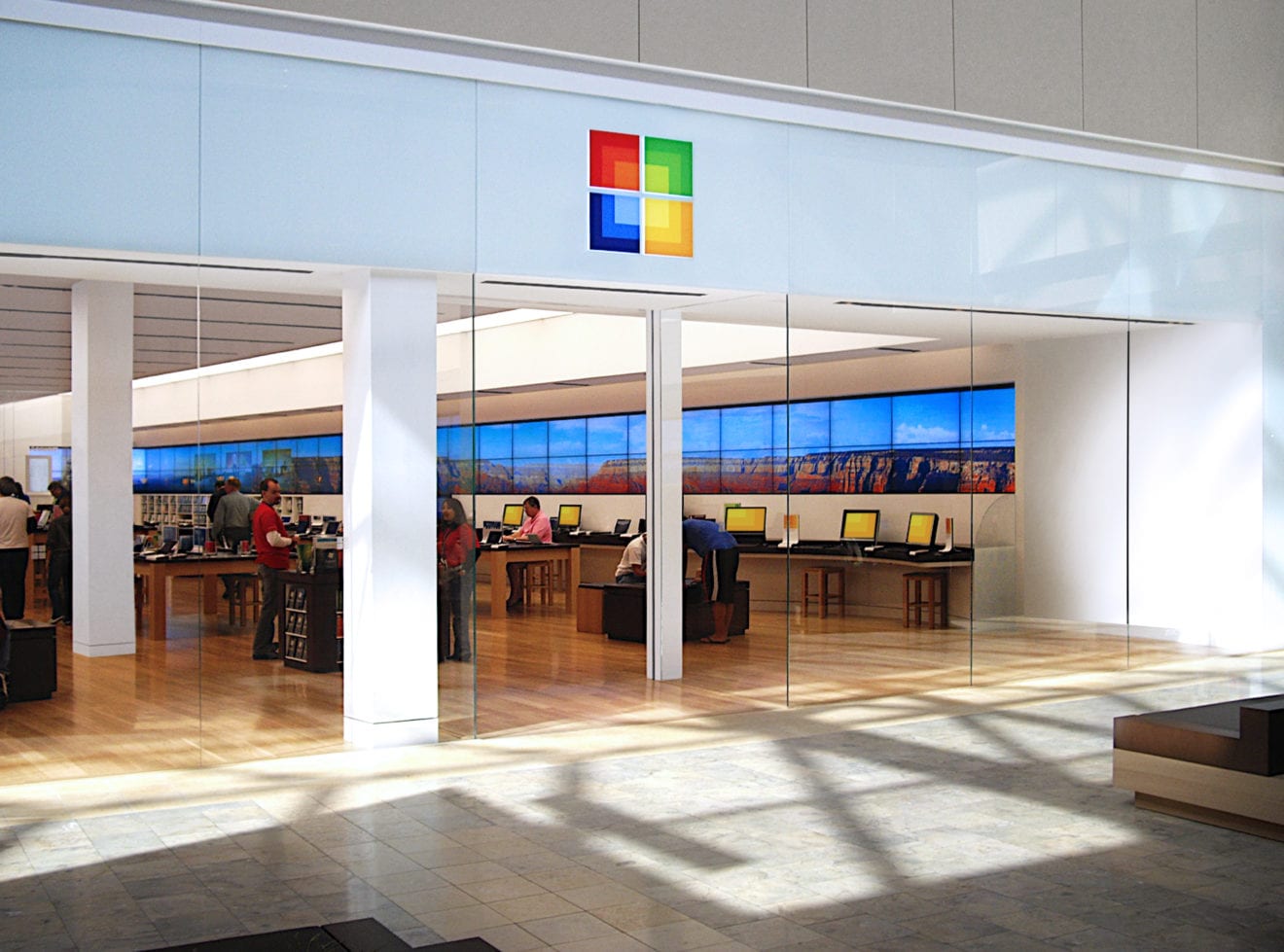 Microsoft tells regulators that it wants to create an Xbox mobile app store