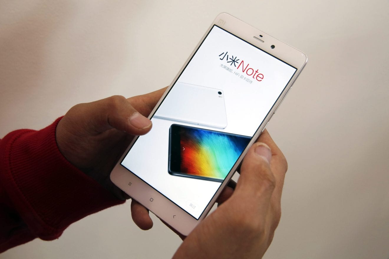 4G, Asia lead smartphone sales rise