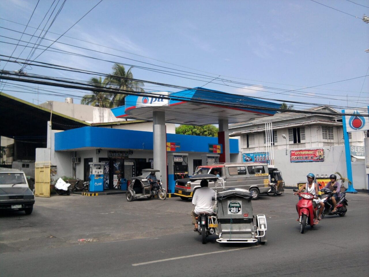 PTT Gas Station Paseo del Congreso Catmon Malolos City Bulacan