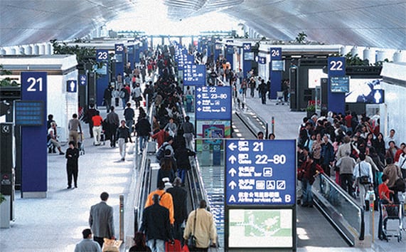 Hong Kong airport large