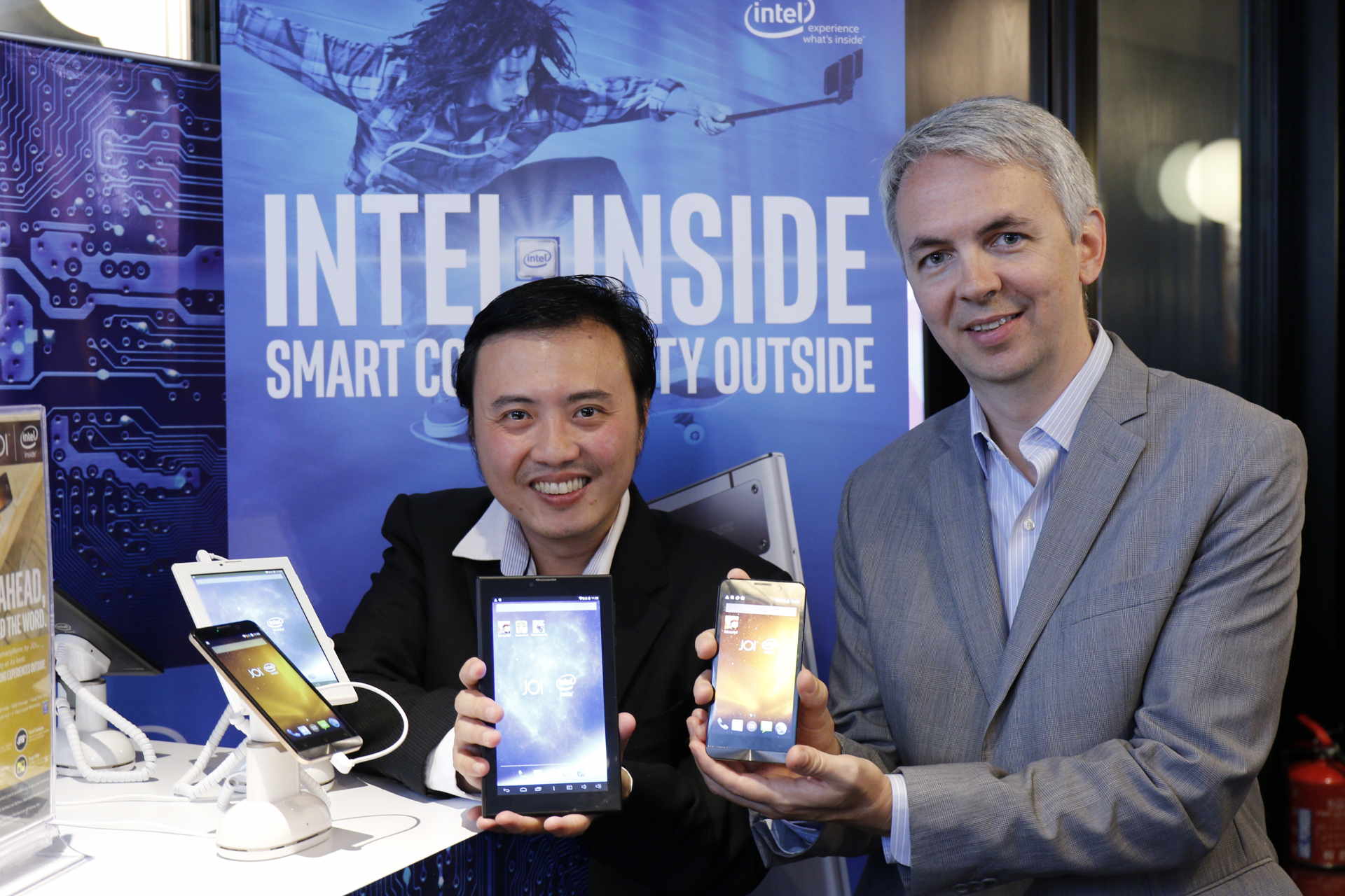 <b>Malaysia</b> successful in launching the first Intel Atom x3 powered Smartphone
