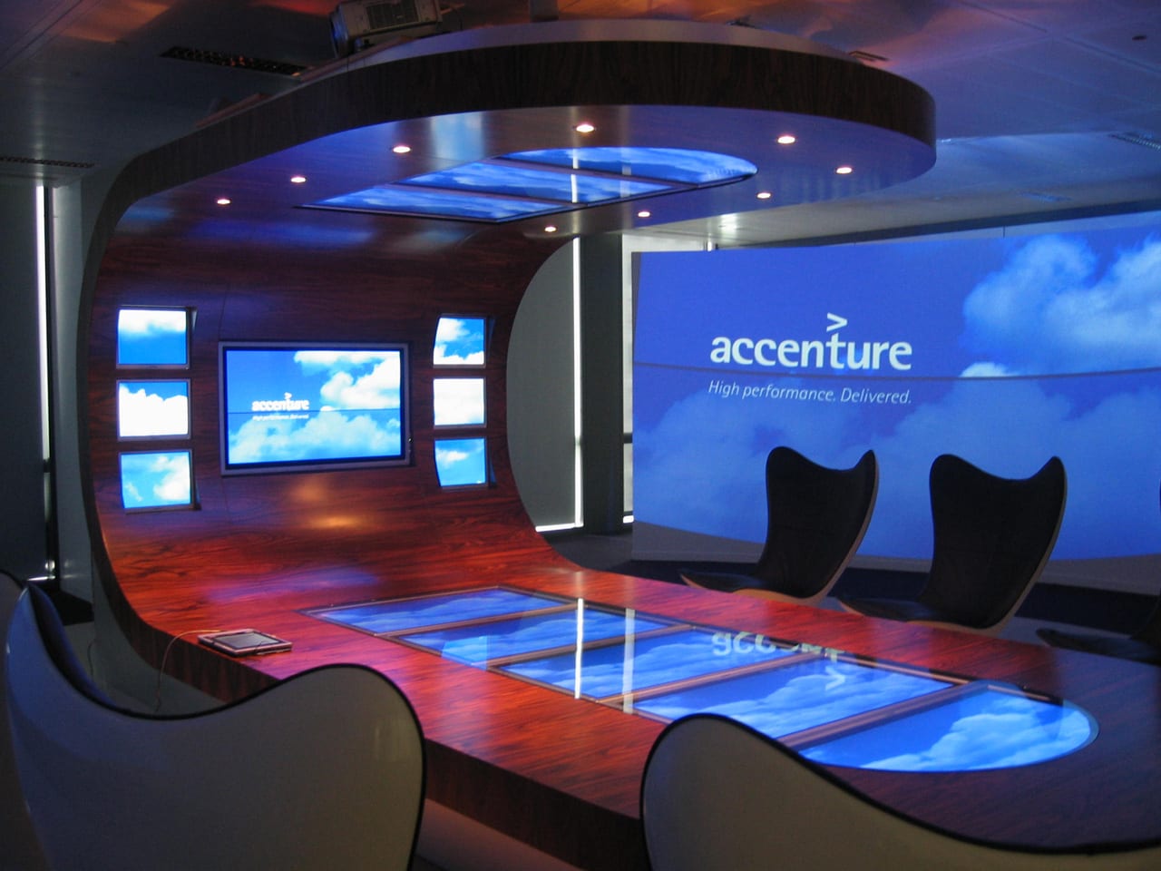 Accenture acquires Australia Electro 80 to expand digital OT footprint