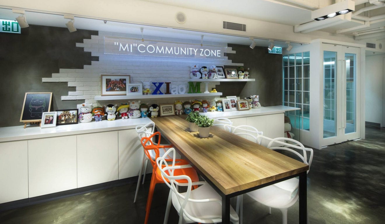 Mi Hong Kong opens doorways