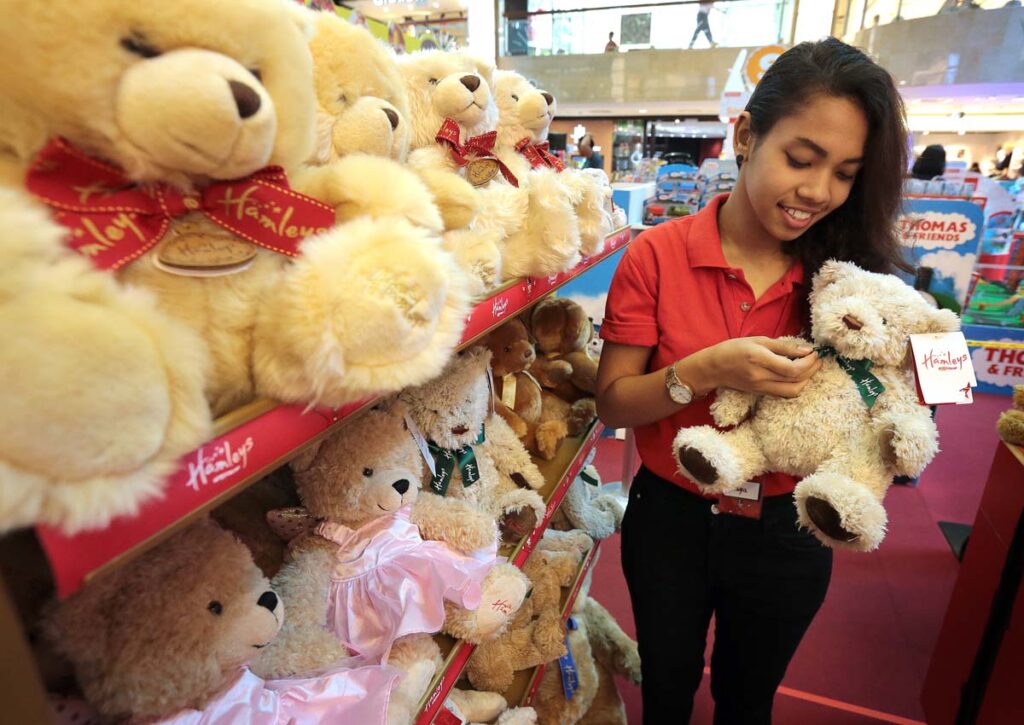 20151407 HAMLEYS NP