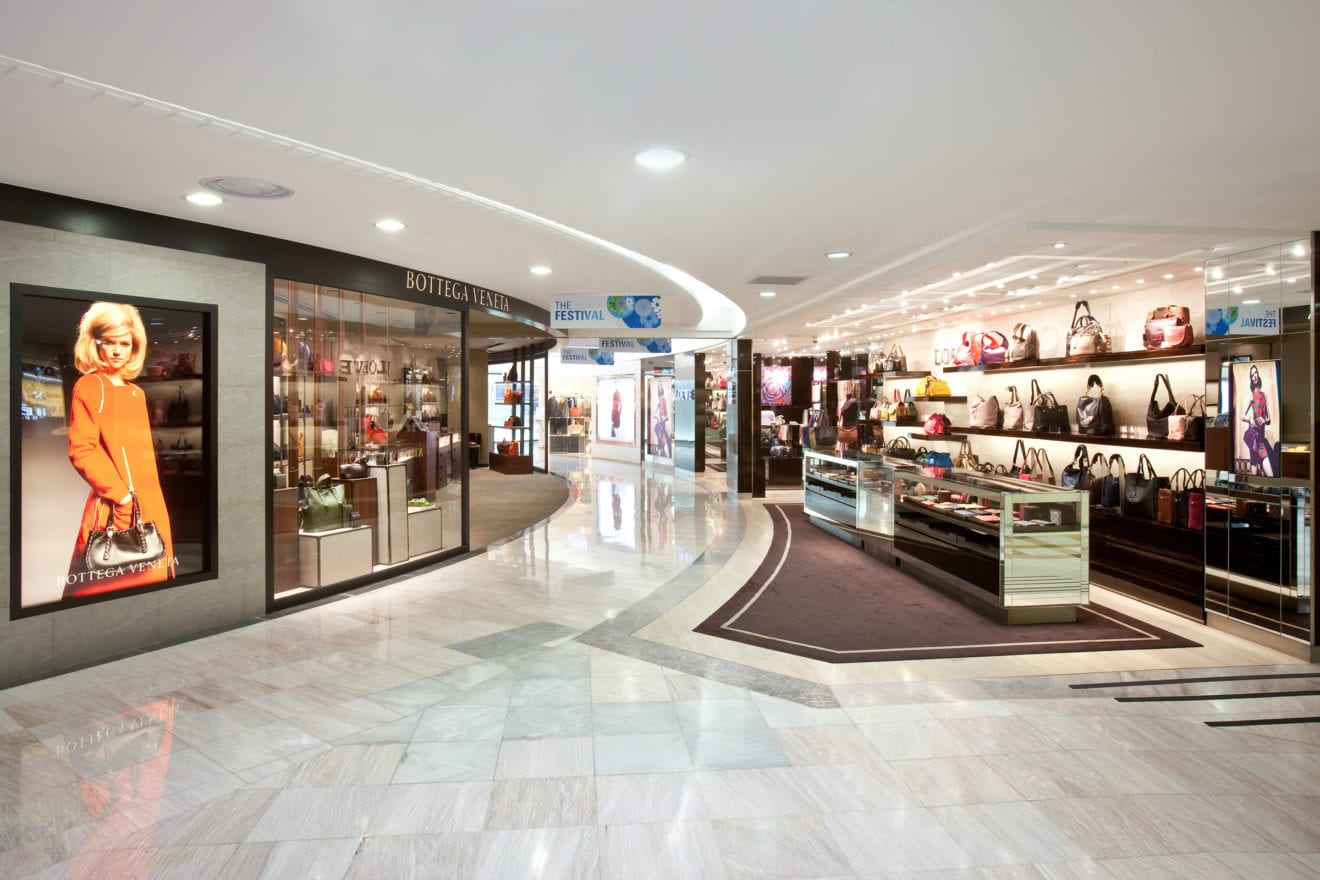 Mitsukoshi eyes first quarterly loss in eight years