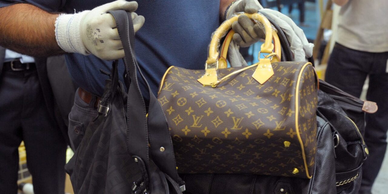 o LEATHER BAGS facebook 1