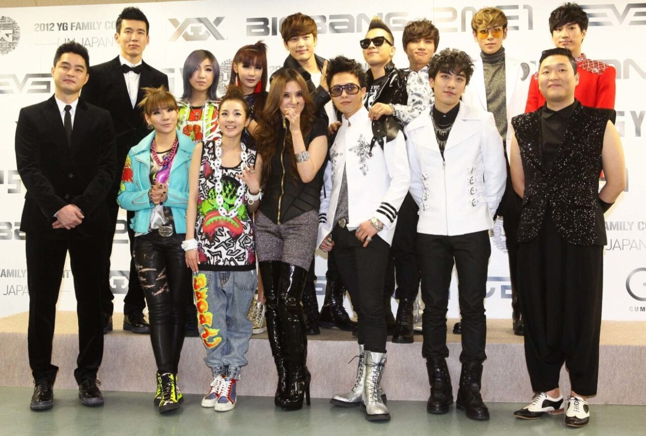 494902923