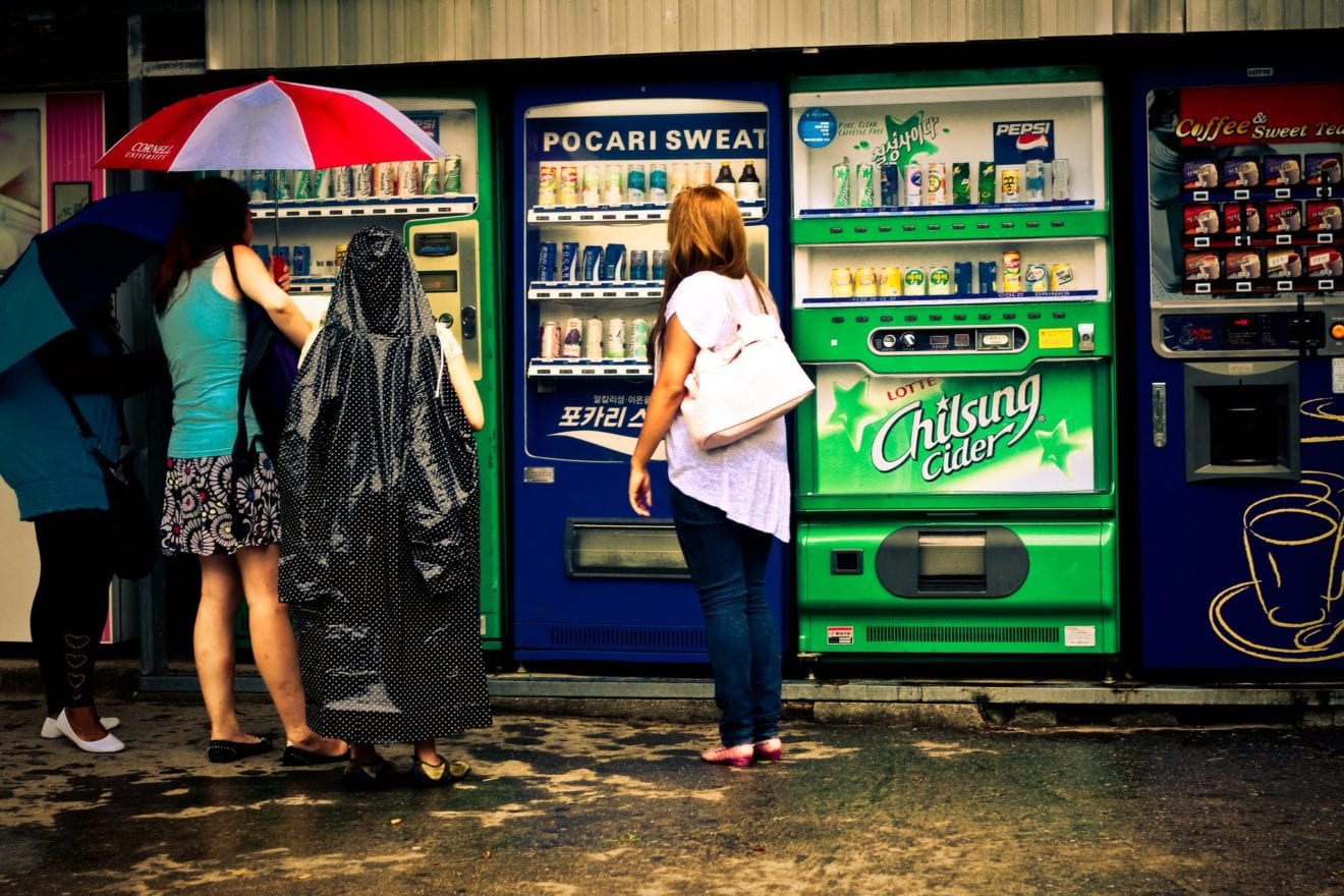 Seoul soft drink vending machines banned