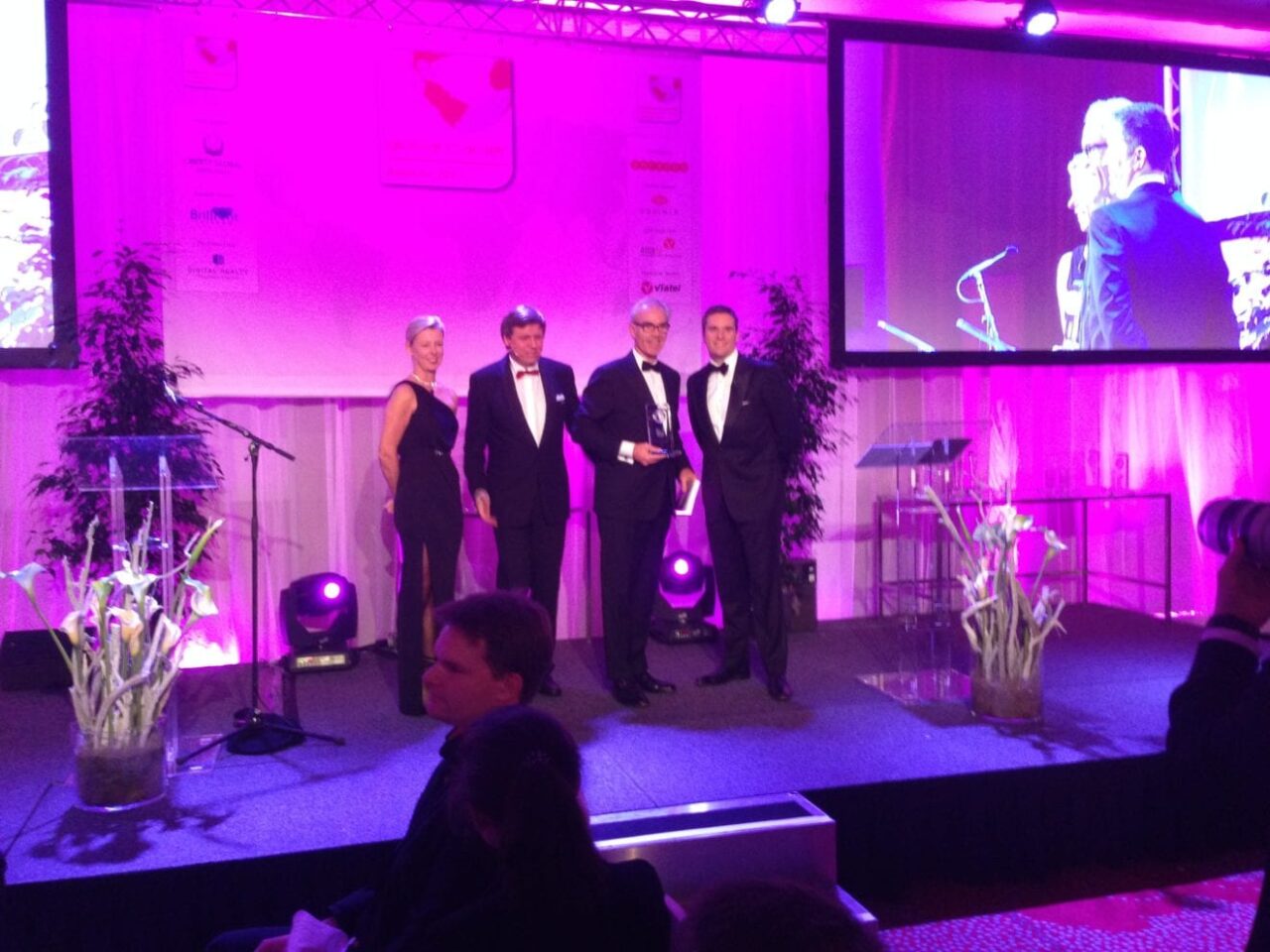 OW Accepts Global Carriers Award 2013