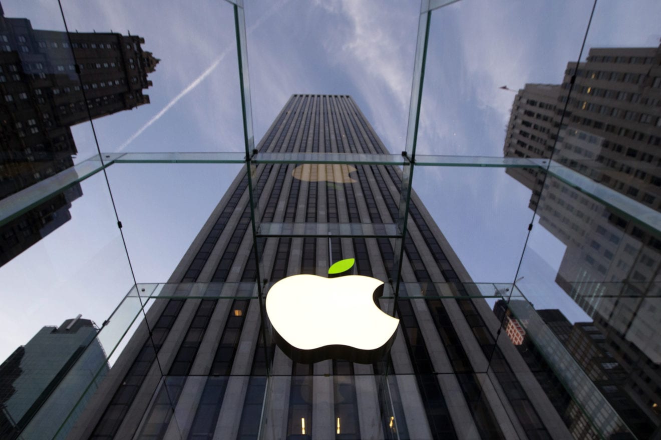 Opening delay for Apple Store Singapore