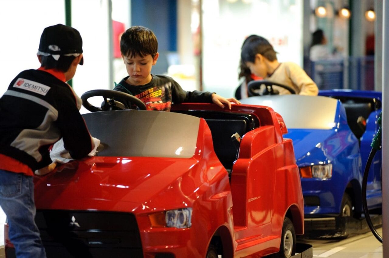 kees elands kidzania carwash 1600x1064
