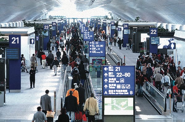 ps image bucket.s3.amazonaws.comtrbusiness.comwp contentuploadsold sitestoriesAirportsaspacHKIA001 aa001 aa hong kong chinese 7850ae484cfc16f005138aa0b5d44016f0d30e01
