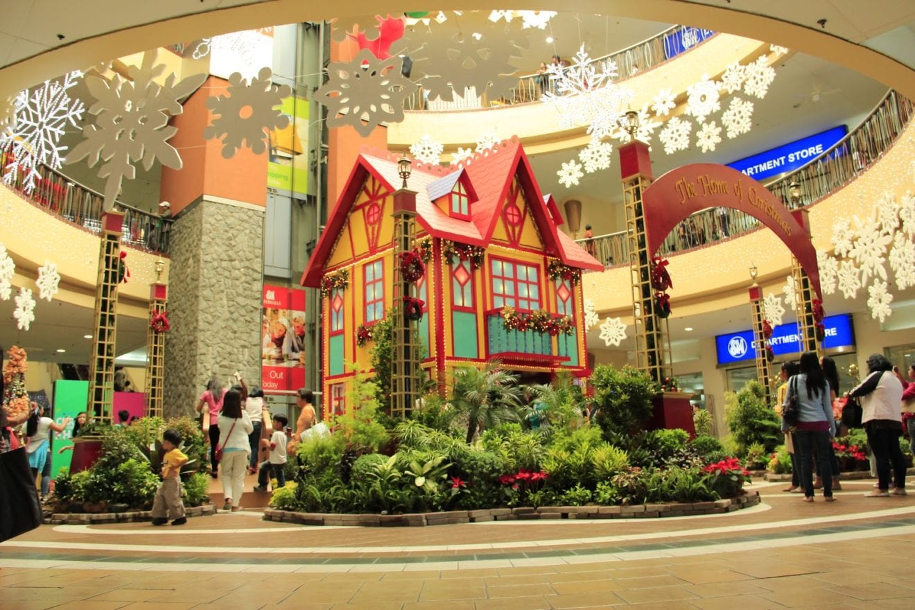 Philippine supermarkets revamping stores ahead of Christmas