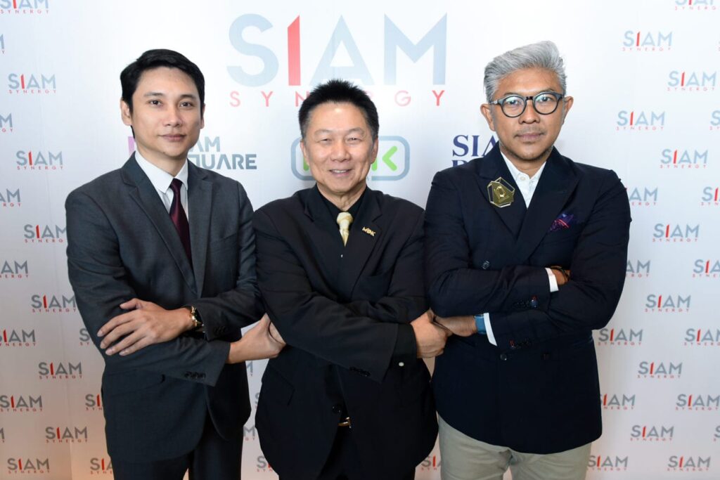 Mr. Thanapat Chayutirat; Mr. Sompol Tripopnart;  and Mr. Dan Zonmani in a press conference