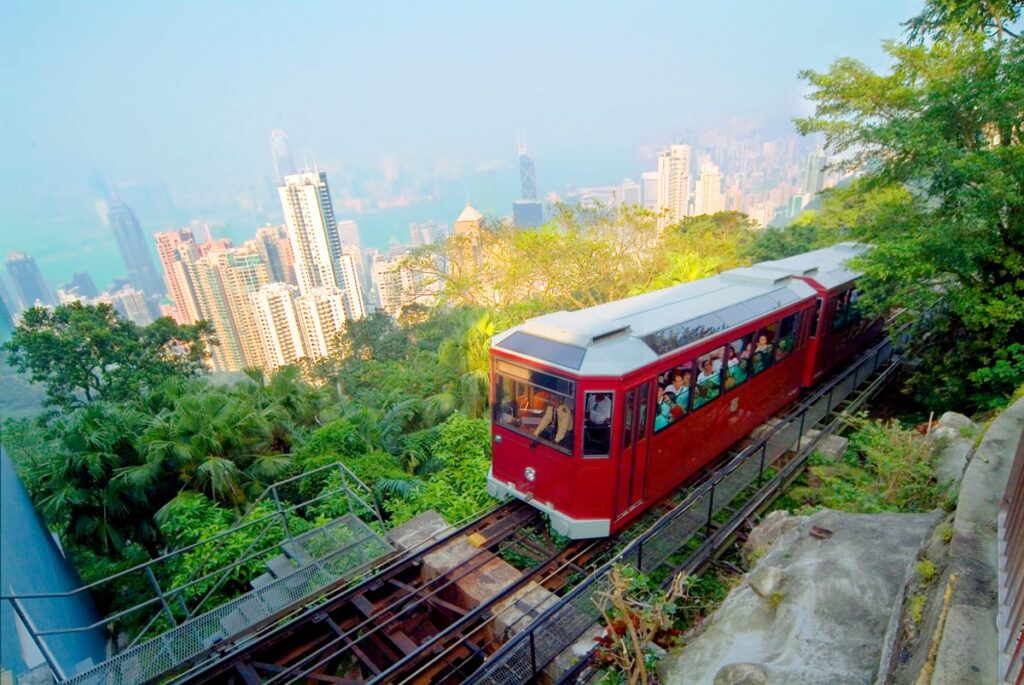 88986H Peak Tram Day tourismboard
