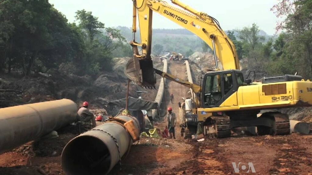 Burma’s Gasoline Retailers Urged to Cut Prices