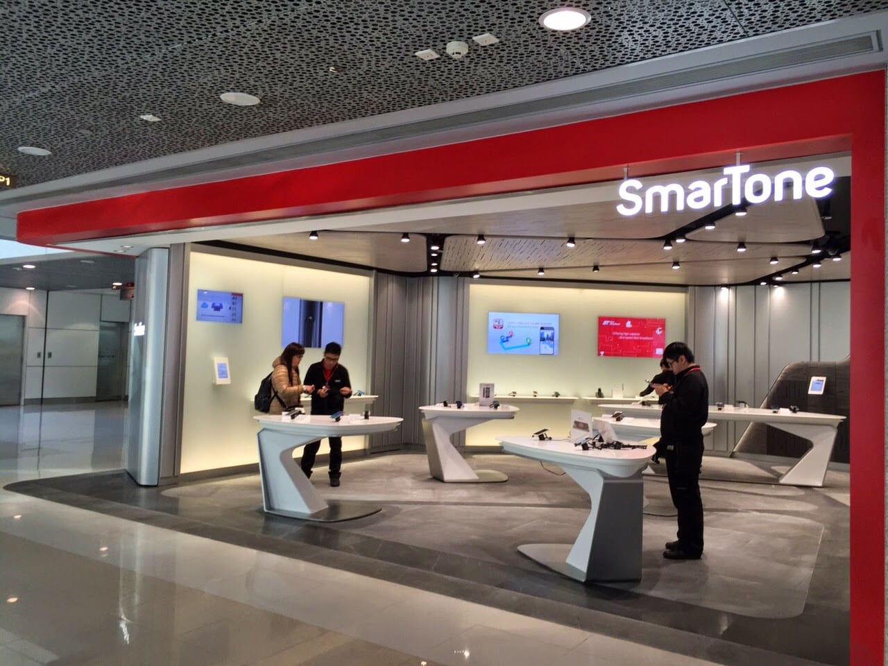 SmarTone names winners of 24-hour hackathon
