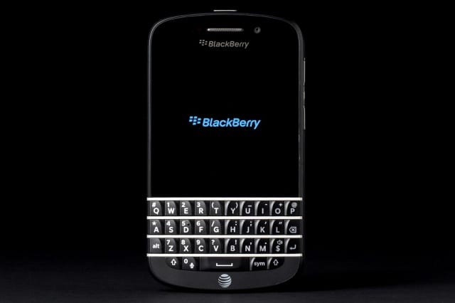 blackberry q10 review front on 640x0