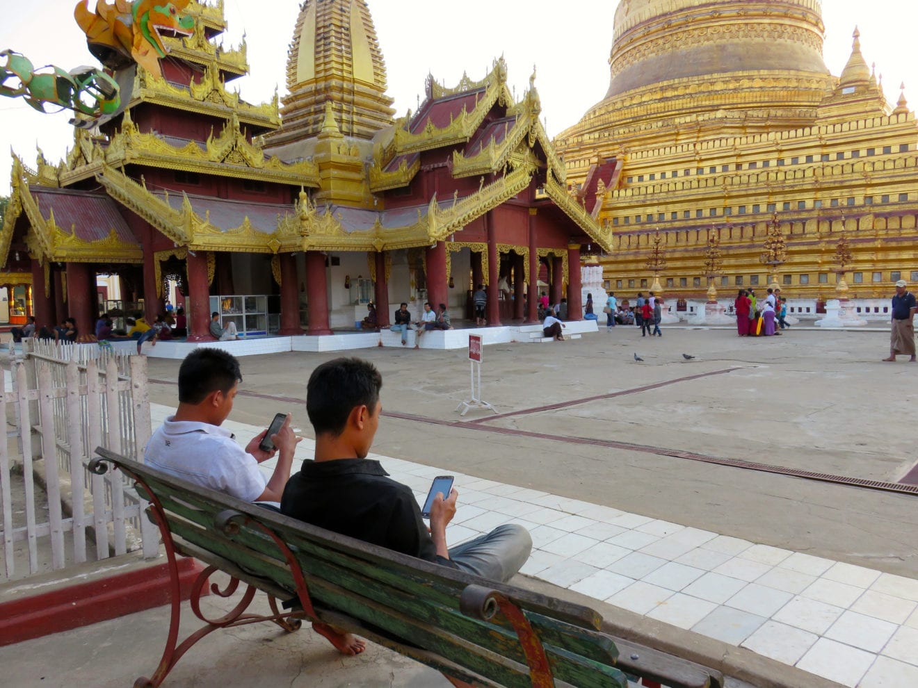 Myanmar likely to delay 2600-MHz auction