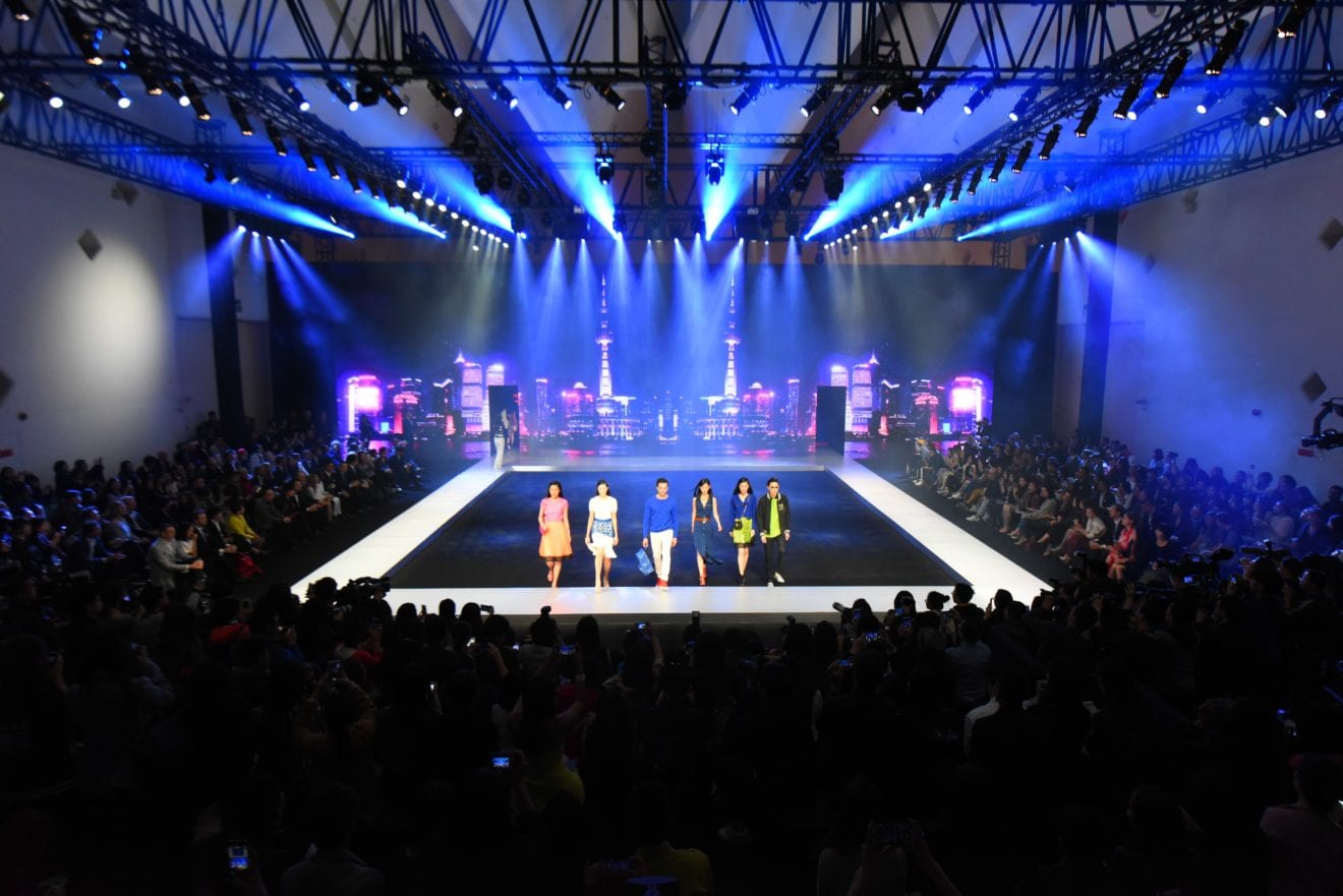 Mei.com & Alibaba Launch the TMALL Luxury Flash-Sale Channel with Star-Studded Live-Streamed Fashion Show
