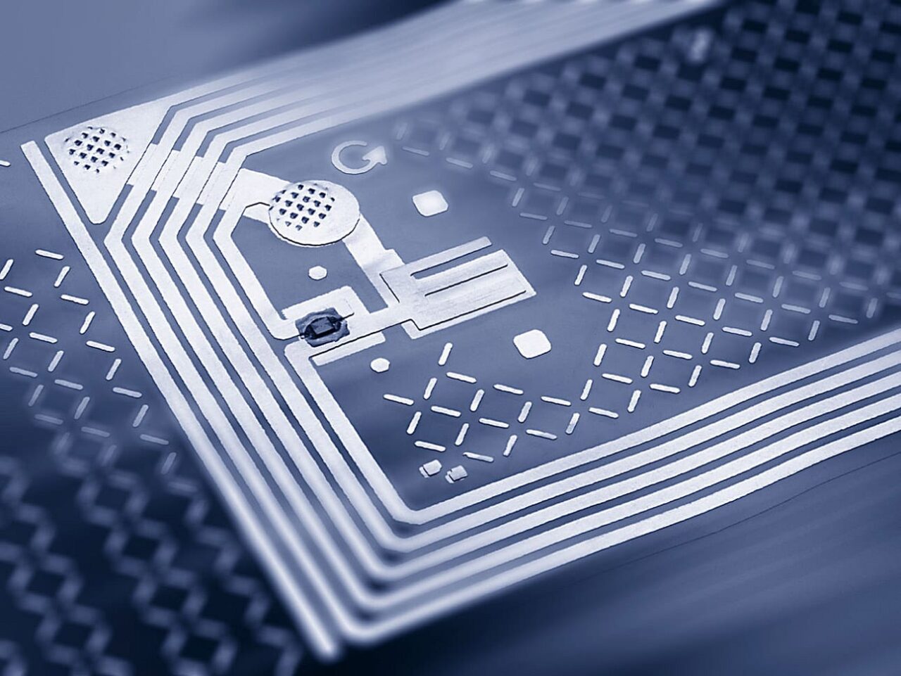 Gieves & Hawkes exploring RFID route