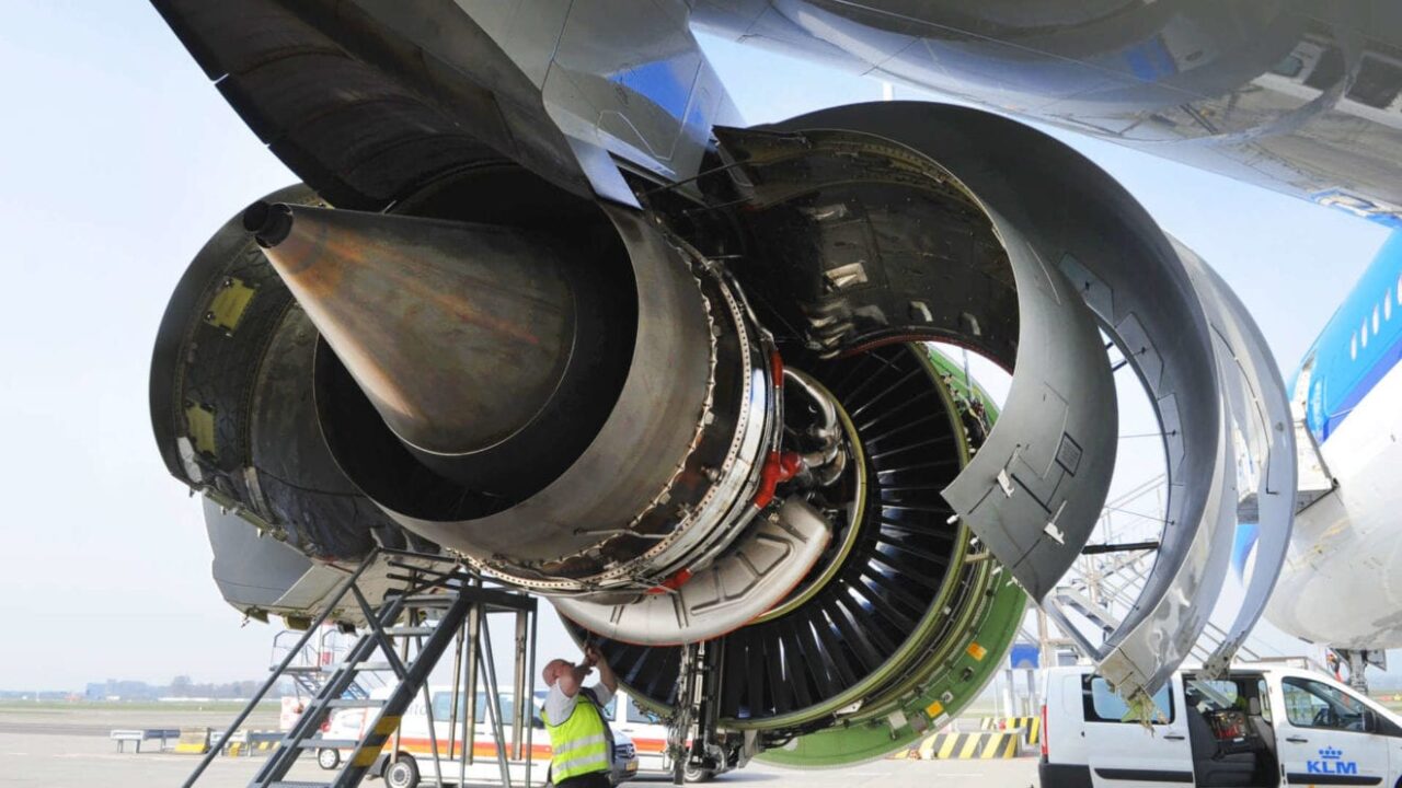 aircraft engines 1920x1080