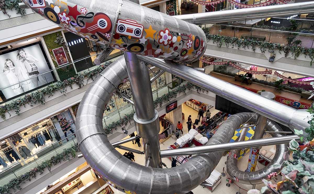 Shanghai mall installs slide for shoppers