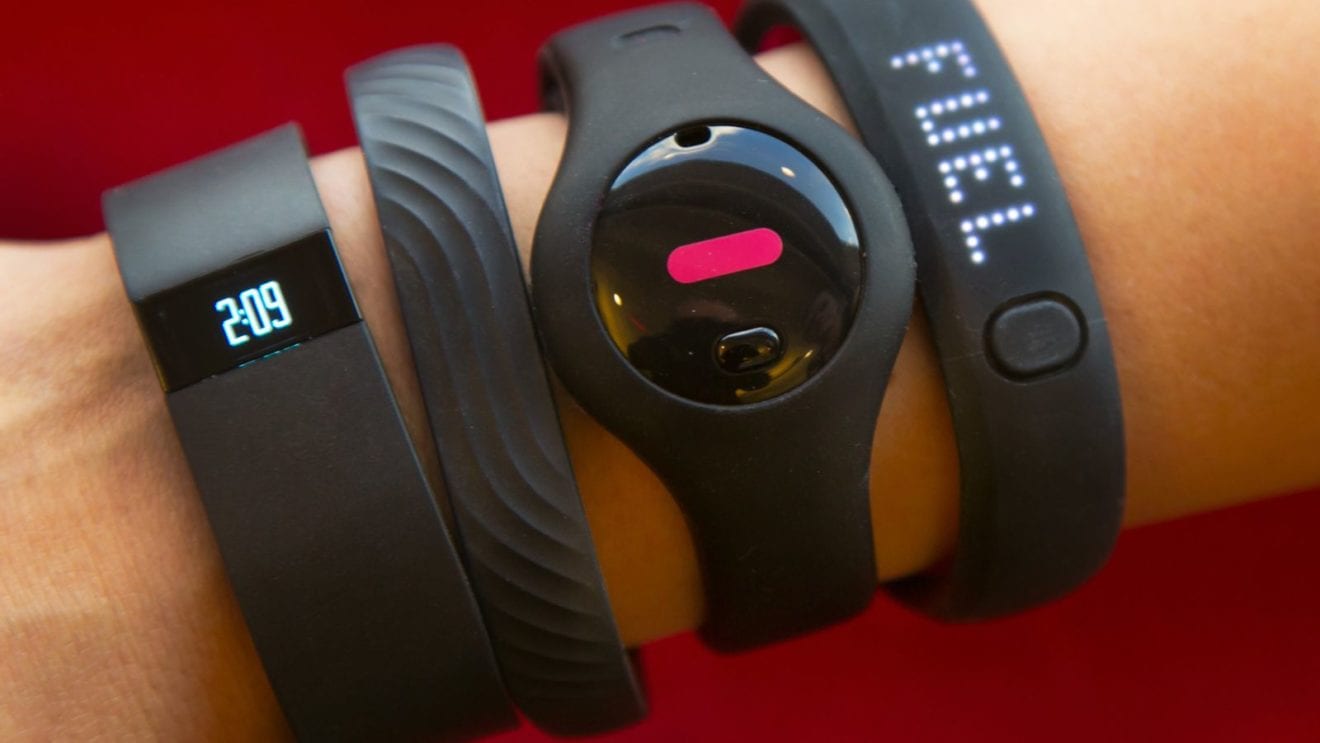 Fossil wearables offering doubles
