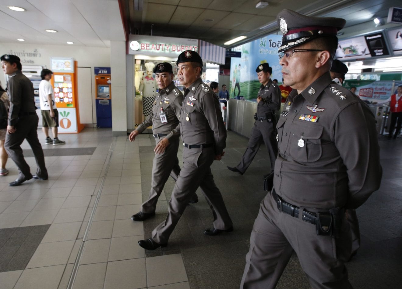 Thai junta takes control of 900-MHz re-auction