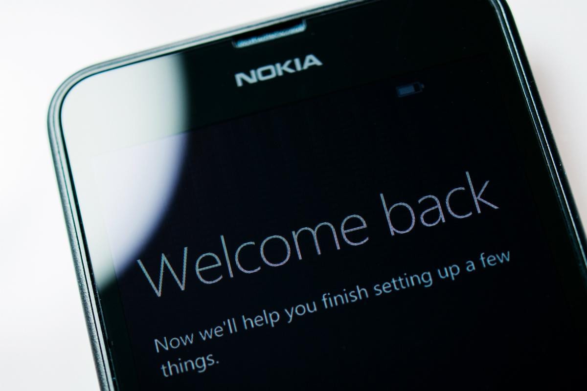 Nokia narrows Q2 loss despite rough network market
