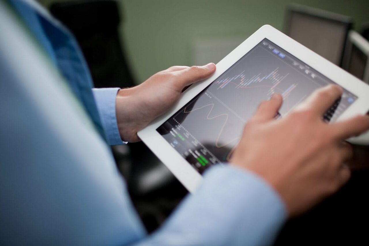 Mary Buffett Launches Jitta.com for Bangkok Investors