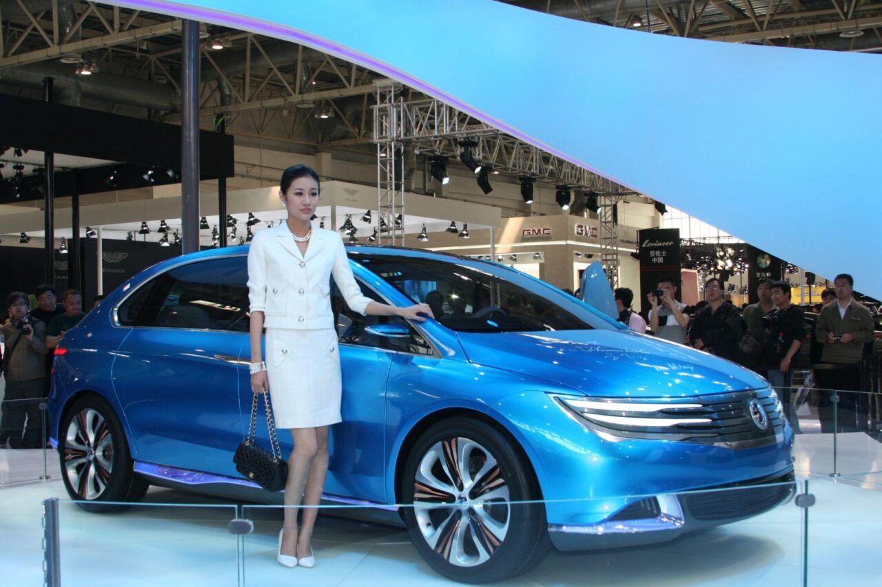 2012 beijing auto show byd denza daimler e58c97e4baace59bbde99985e6b1bde8bda6e5b195e8a788e4bc9a img 3687