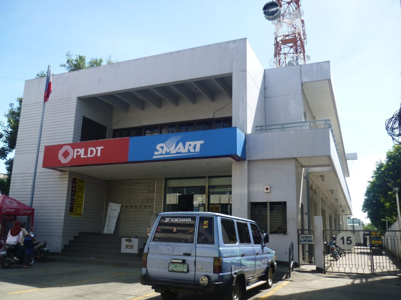 PLDT y SMART ZC 1