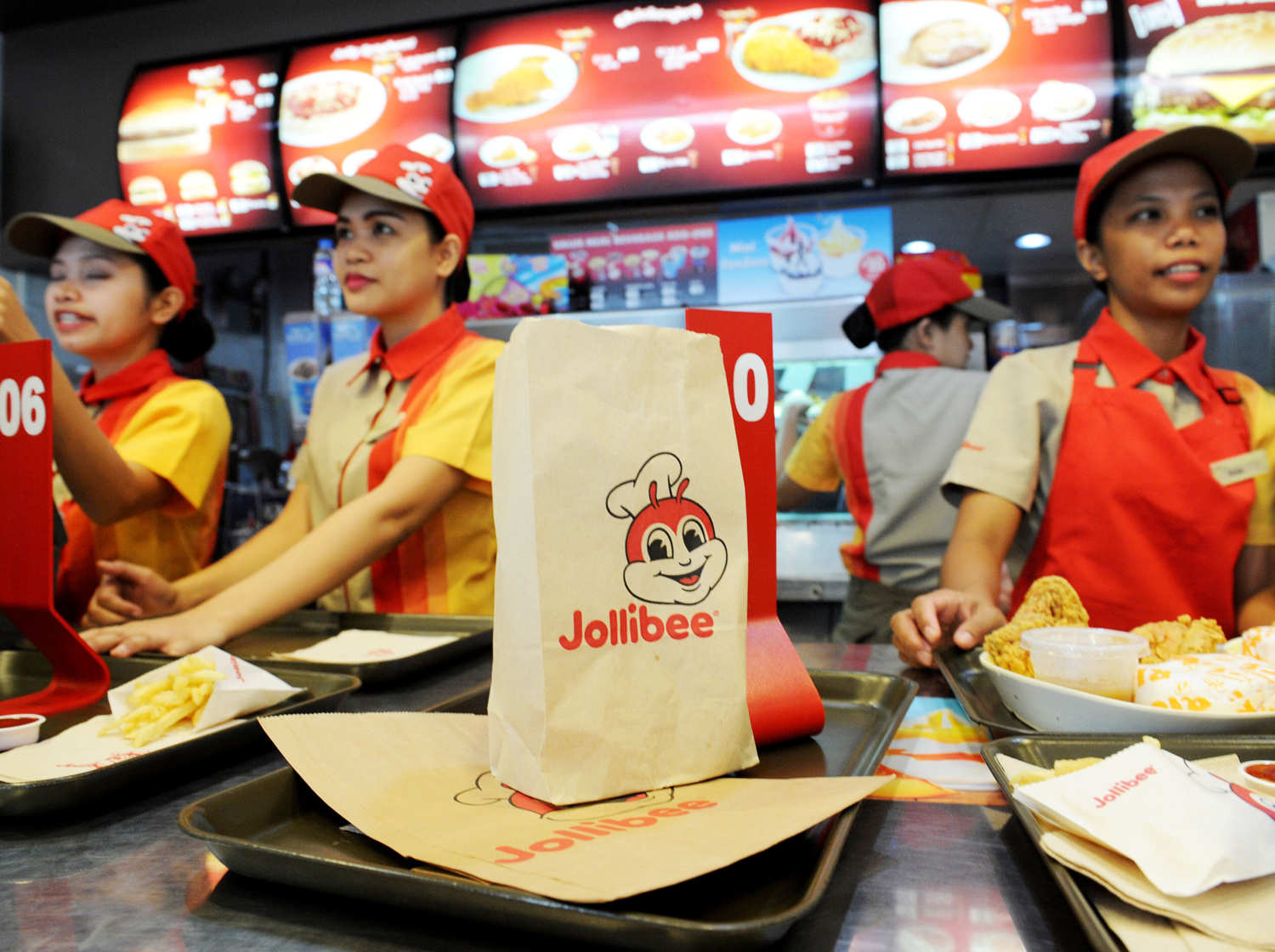 Record growth boosts Jollibee Foods’ income 24pc