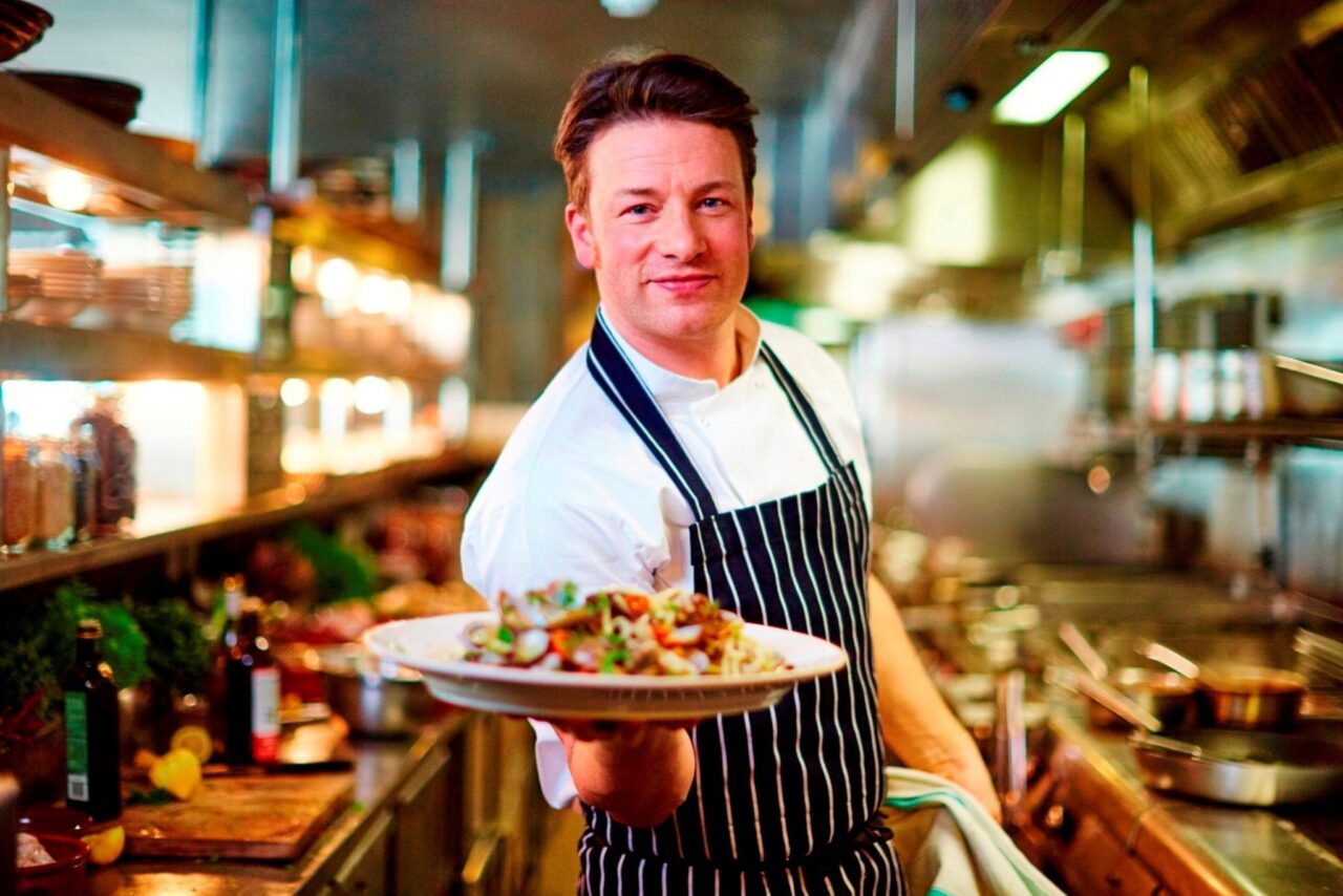 1 Jamie Oliver introduces Jamies Italian