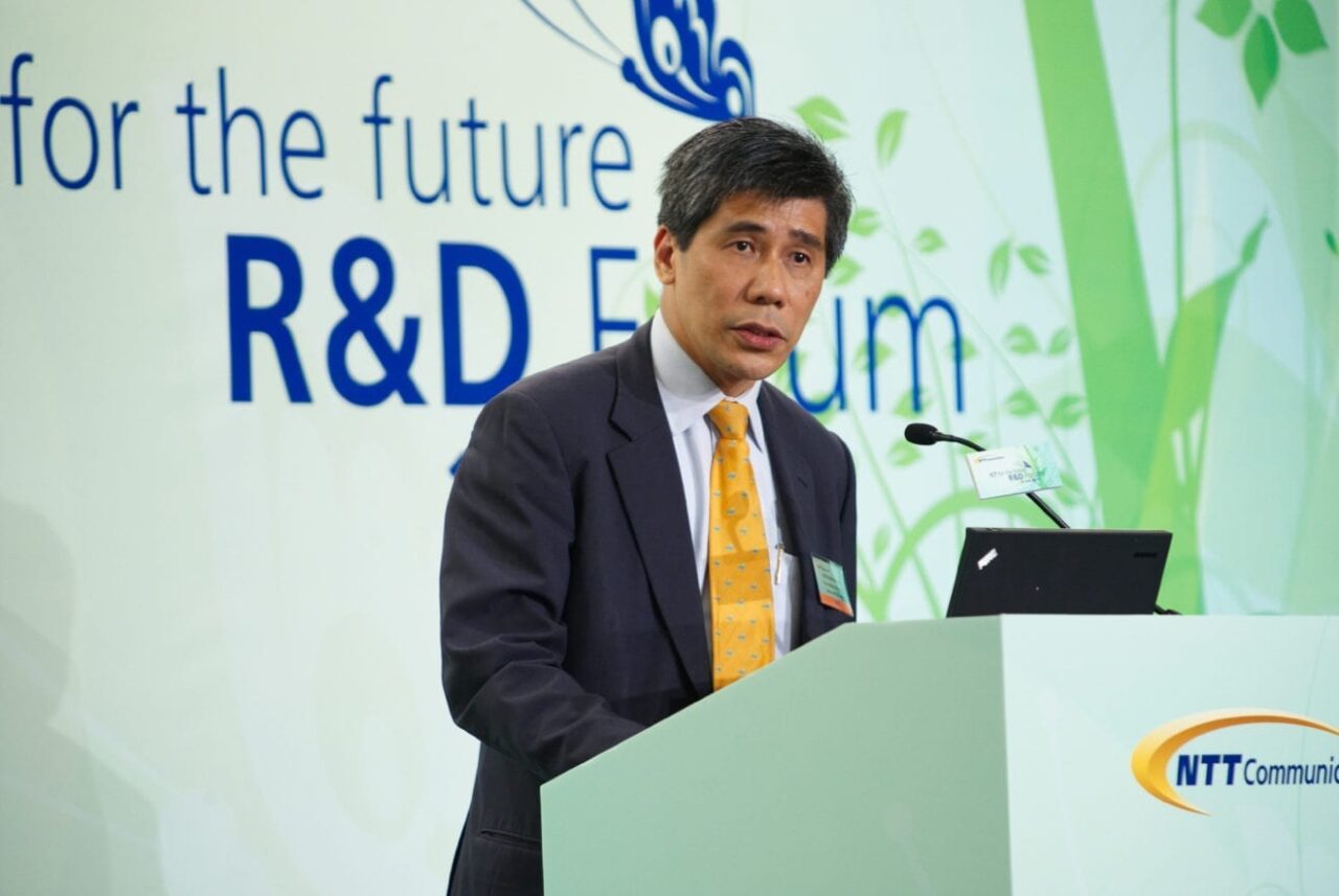 NTTRDHK 2010 456 s