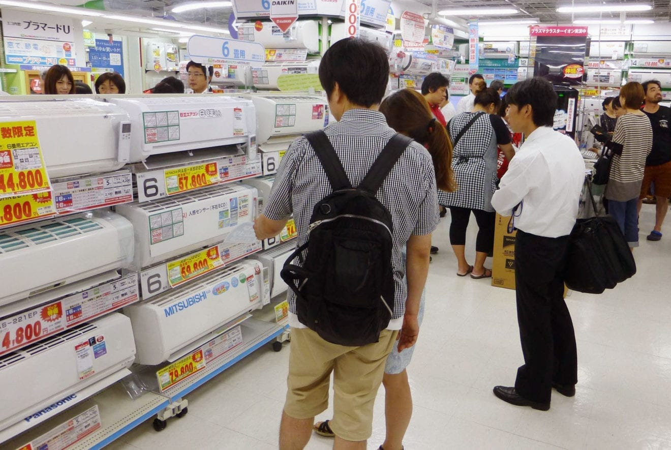 Heat Wave Boosts Retail Sales
