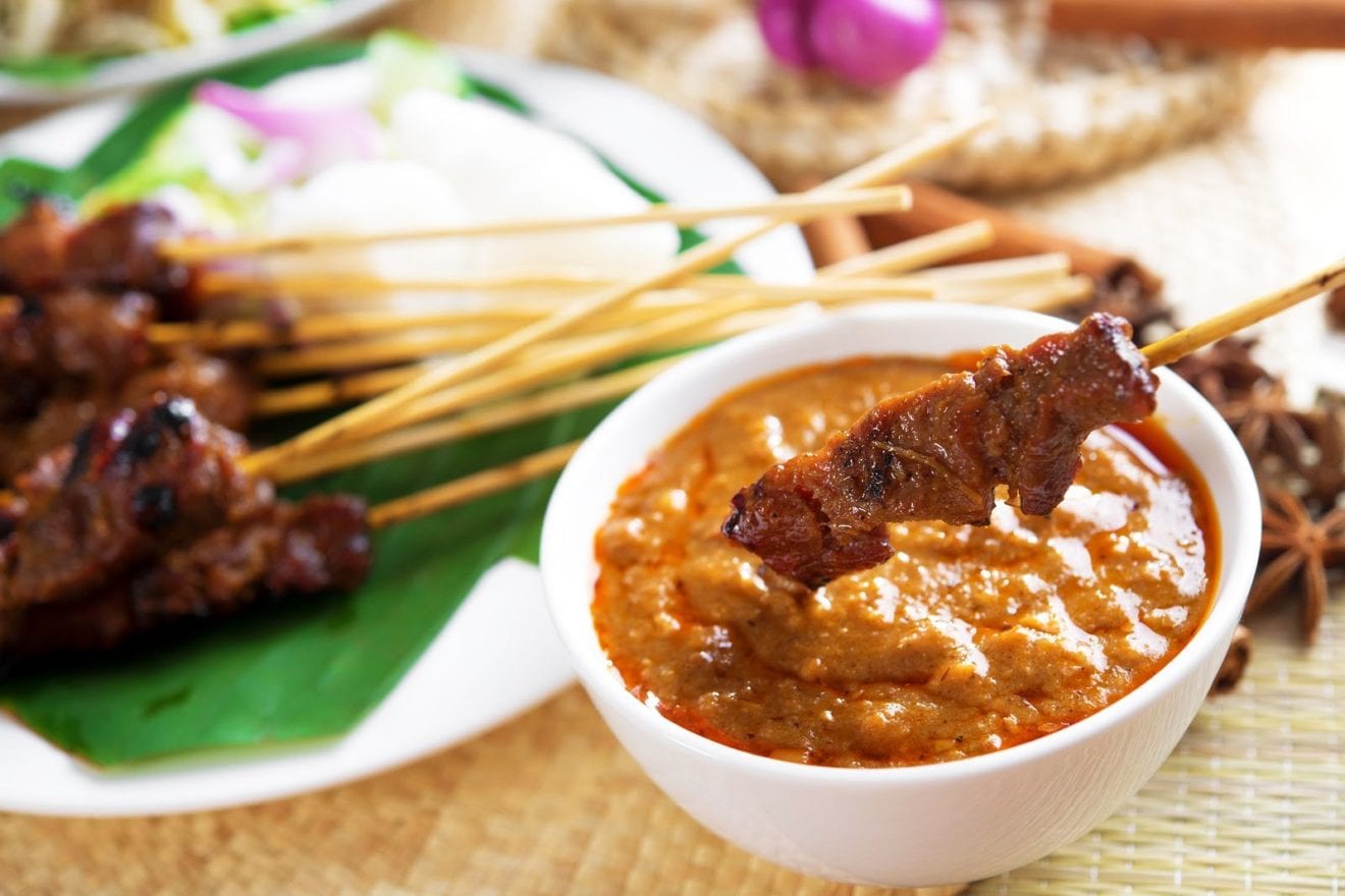 Makansutra brings Singapore street hawker food to Manila