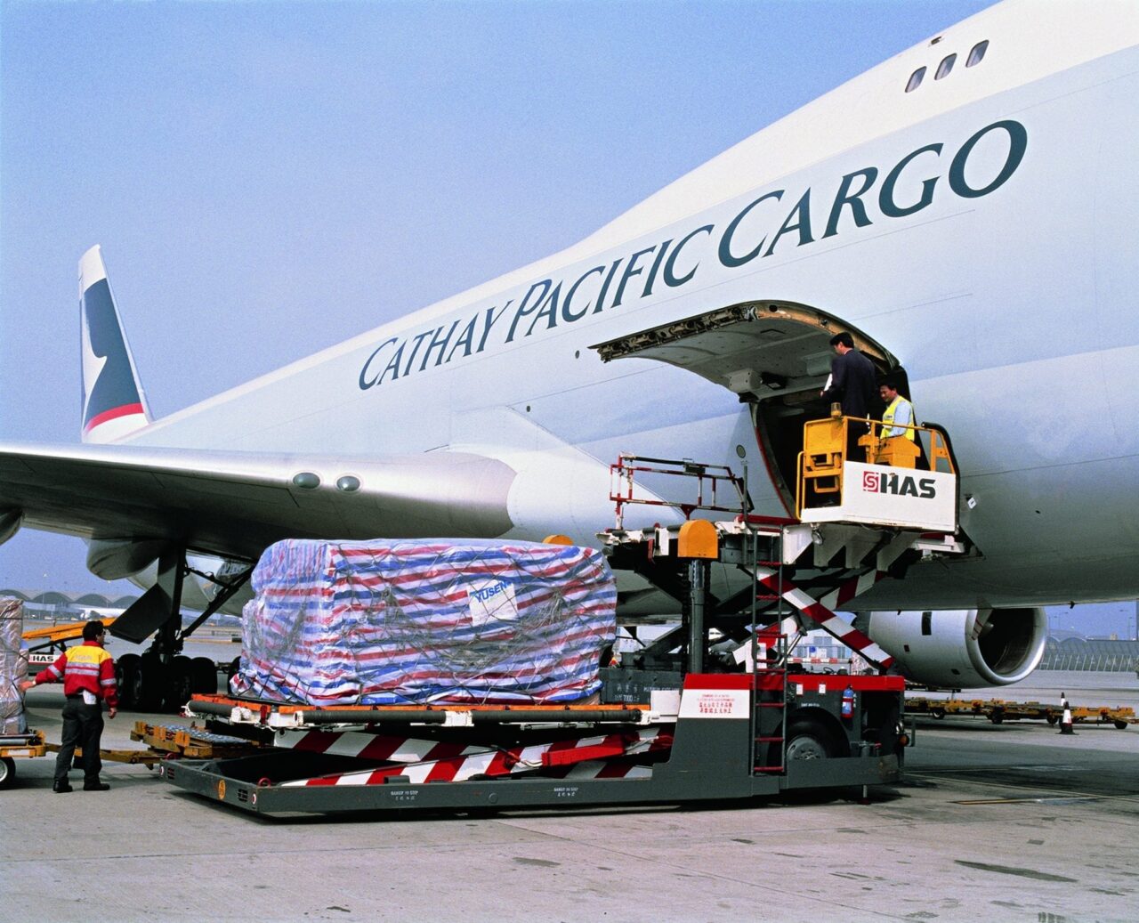 Cathay Cargo Revolutionizes Air Freight With Real-time Customs Clearance Updates