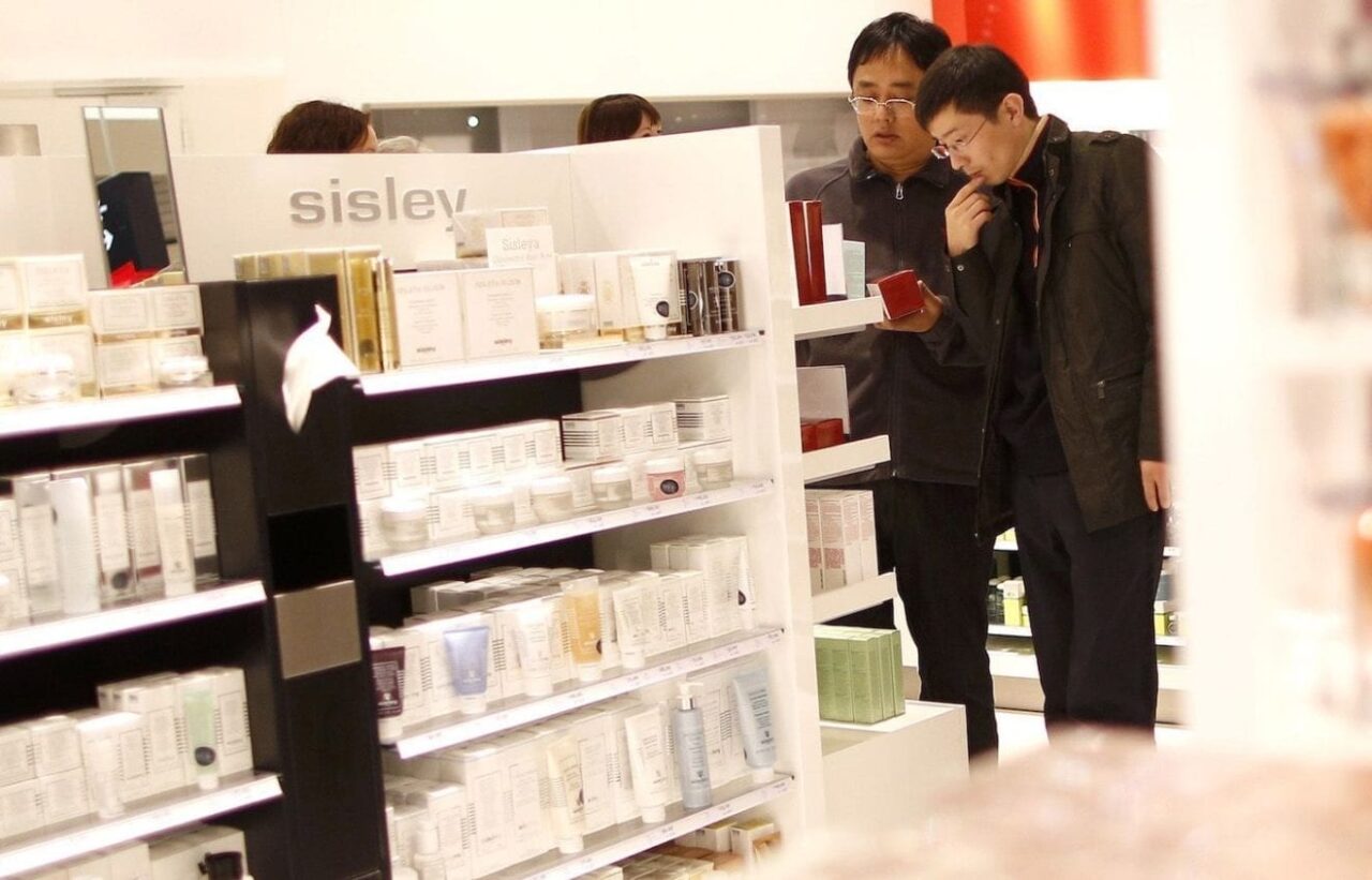 Duty-free shops enjoy turnaround in 2018