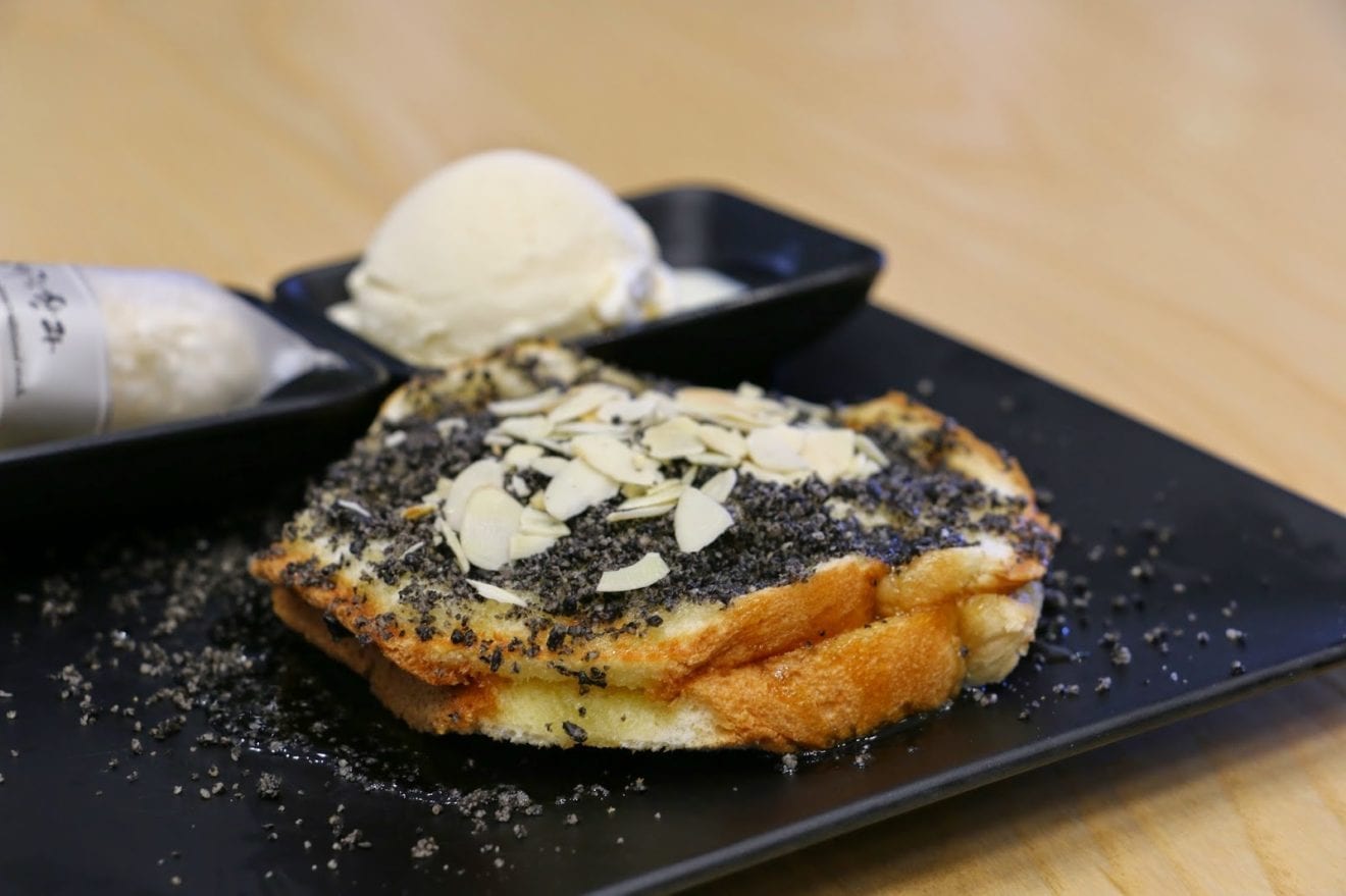 Korean cafe boom drives desserts market