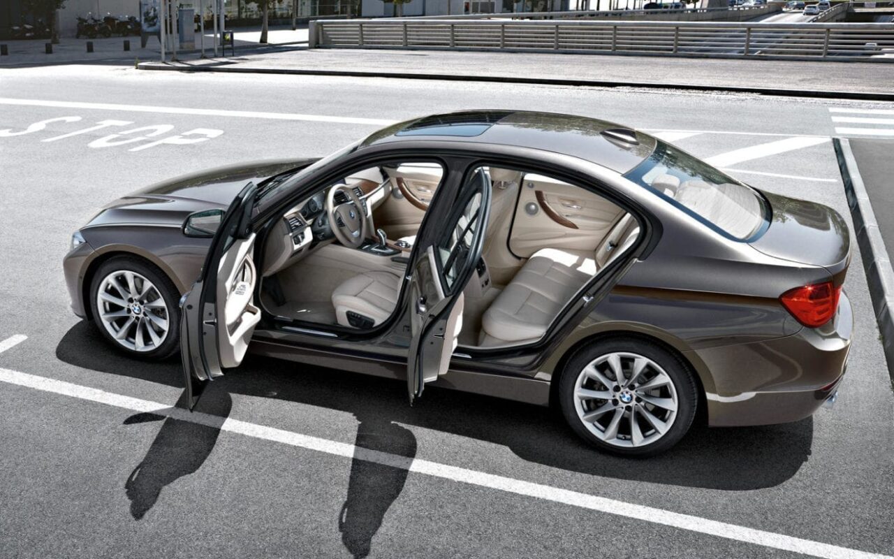 BMW Sedan Indonesia